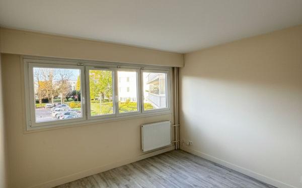Appartement à vendre    3 pièces • 64,50 m2 Marly-le-Roi