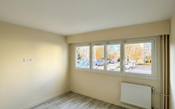 Appartement à vendre    3 pièces • 64,50 m2 Marly-le-Roi