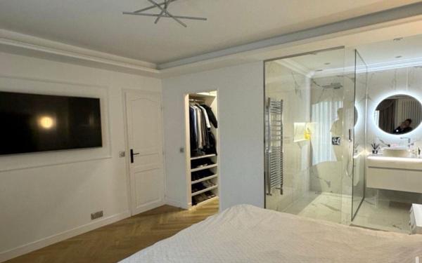 Maison à vendre    7 pièces •  Drancy