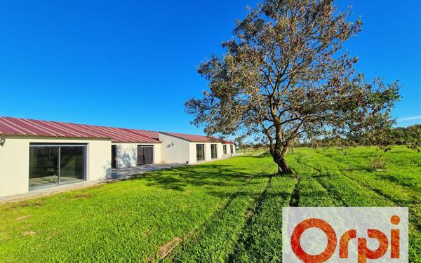 Maison à vendre    6 pièces •  Grenade