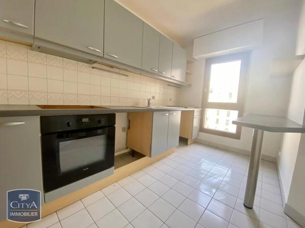 Appartement à louer 3 pièces 69.83m² Puteaux (92800)