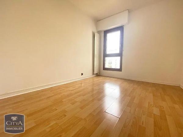 Appartement à louer 3 pièces 69.83m² Puteaux (92800)