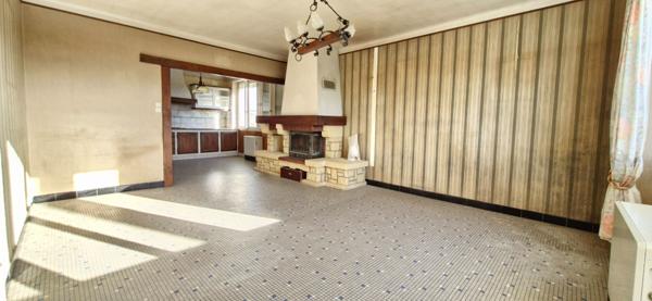 SAINT FLORENT DES BOIS MAISON A RENOVER