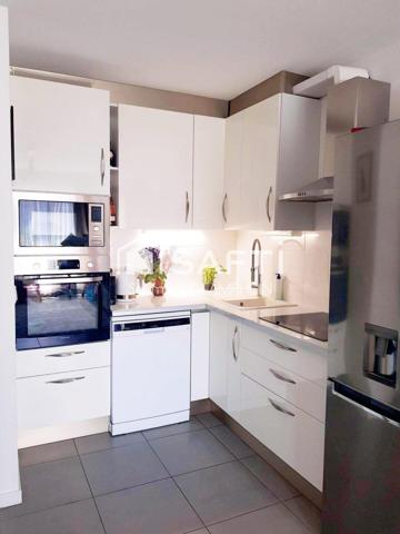 Charmant 2 pièces moderne avec parking à Champigny