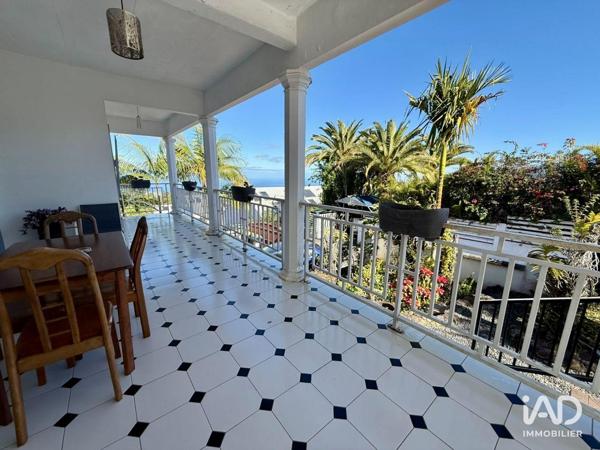 Maison à vendre 5 pièces 190 m² Le Tampon