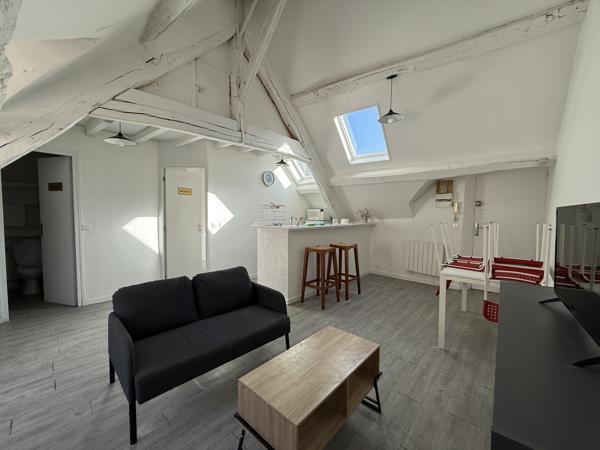 2 PIÈCES 32 m2 MEUBLÉ - CENTRE VILLE ETAMPES