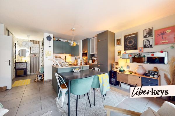 T3 traversant avec balcon et box fermé – Proche Place Saint Louis