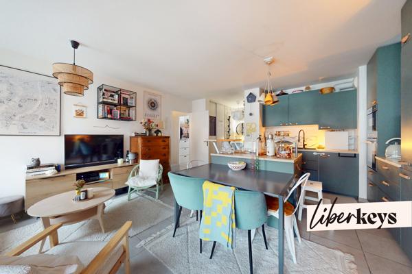 T3 traversant avec balcon et box fermé – Proche Place Saint Louis