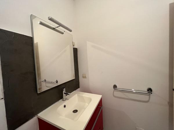 A louer studio proche centre ville à Châteauroux