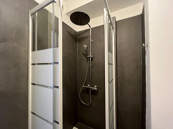A louer studio proche centre ville à Châteauroux