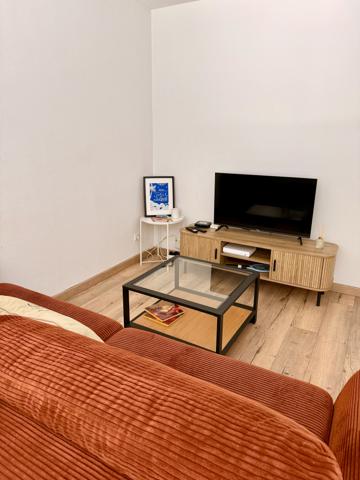 BAIL MEUBLÉ ETUDIANT / T2 de 45 M² + terrasse