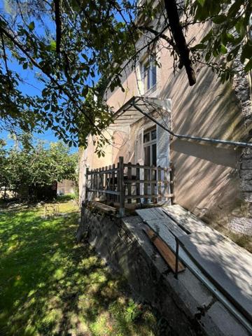 Immeuble à vendre à Dole dans le Jura (39100), ref : 39033-2387