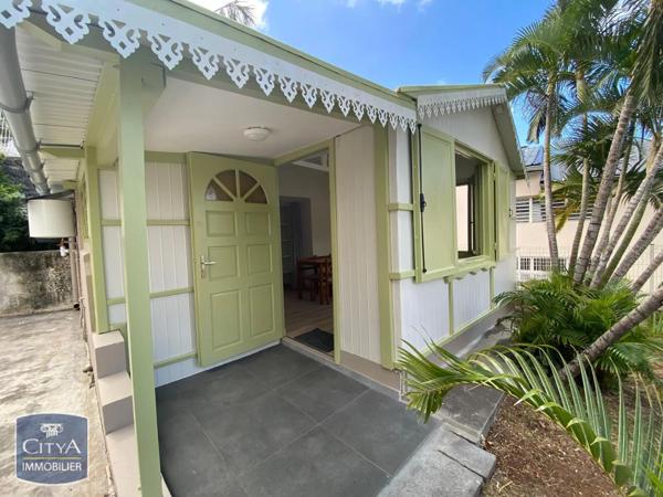 Maison à louer 1 pièce 20.46m²