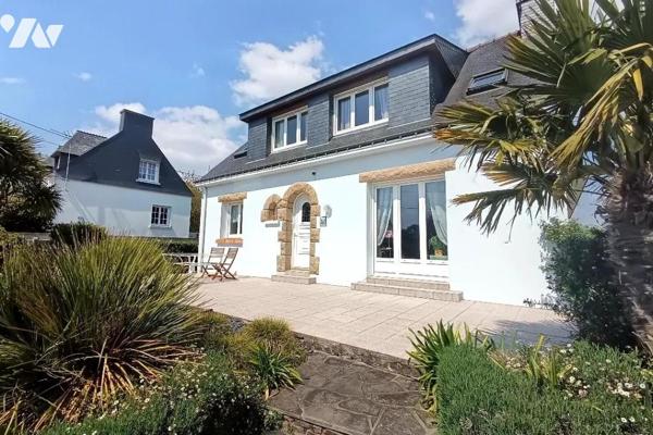 NOYAL-PONTIVY- Maison 