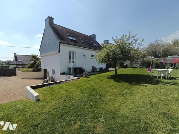 NOYAL-PONTIVY- Maison 