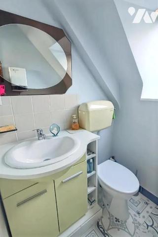 NOYAL-PONTIVY- Maison 