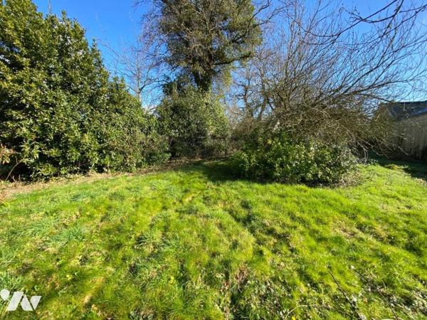 Terrain à bâtir non viabilisé en bout de lotissement