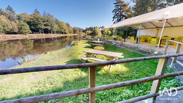 Hôtel-restaurant à vendre 560 m² Sainte-Fortunade