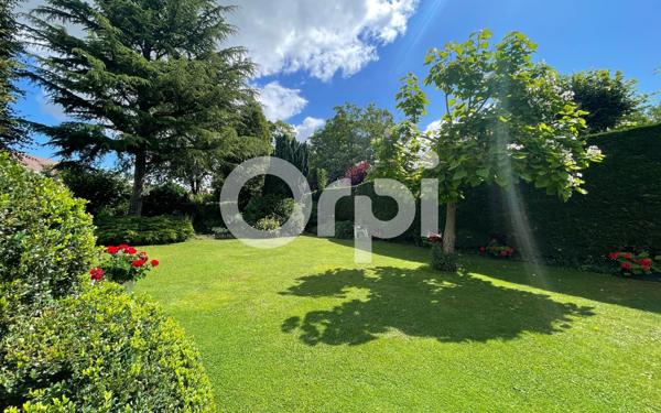 Maison à vendre    7 pièces •  Ézy-sur-Eure