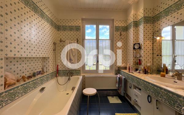 Maison à vendre    7 pièces •  Ézy-sur-Eure