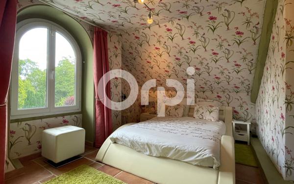 Maison à vendre    7 pièces •  Ézy-sur-Eure