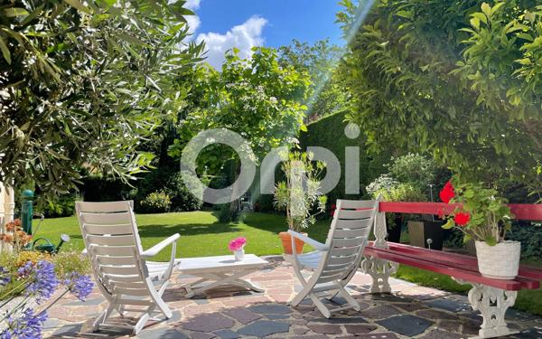 Maison à vendre    7 pièces •  Ézy-sur-Eure