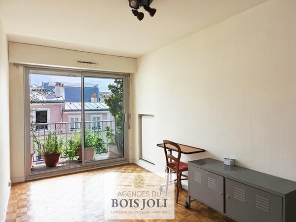 Studio
                                                                                                                                                                                                                                                                                                                        1 pièce(s)                                                                                                                                                                                                          1 chambre(s)                                                                                                                                                                                                          22  m²