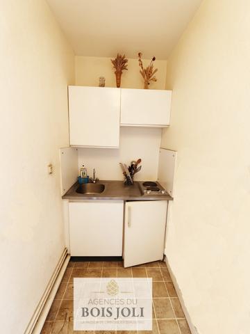 Studio
                                                                                                                                                                                                                                                                                                                        1 pièce(s)                                                                                                                                                                                                          1 chambre(s)                                                                                                                                                                                                          22  m²