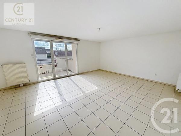 Appartement F4 à vendre  5 pièces - 90,14 m 2   MANTES LA JOLIE  - 78