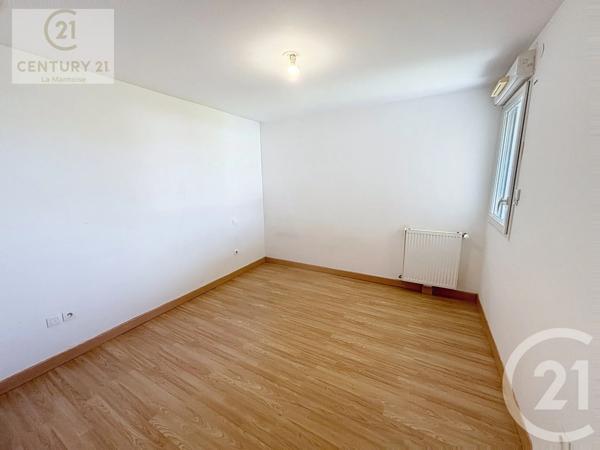 Appartement F4 à vendre  5 pièces - 90,14 m 2   MANTES LA JOLIE  - 78