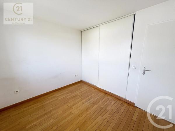 Appartement F4 à vendre  5 pièces - 90,14 m 2   MANTES LA JOLIE  - 78