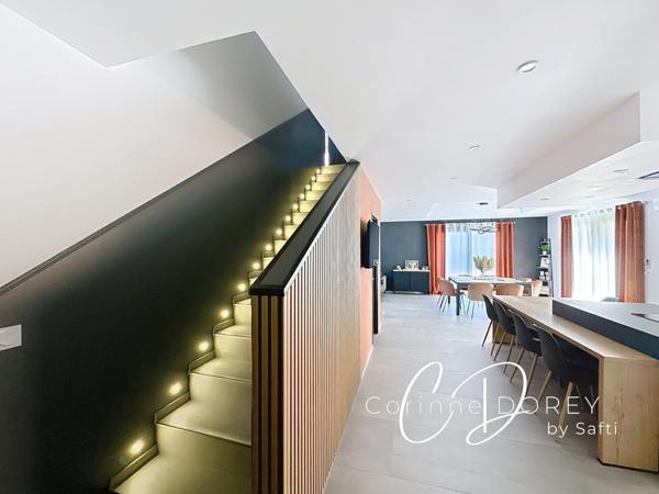 Villa contemporaine 4 Chambres, espace détente, garage et Piscine