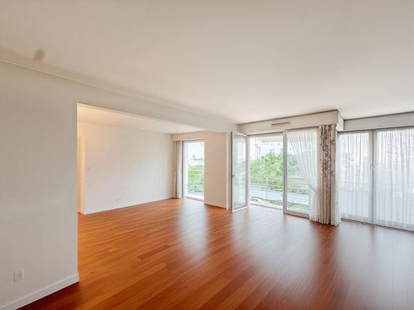 Appartement familial - 4 pièces 112 M² avec balcons PARIS 12