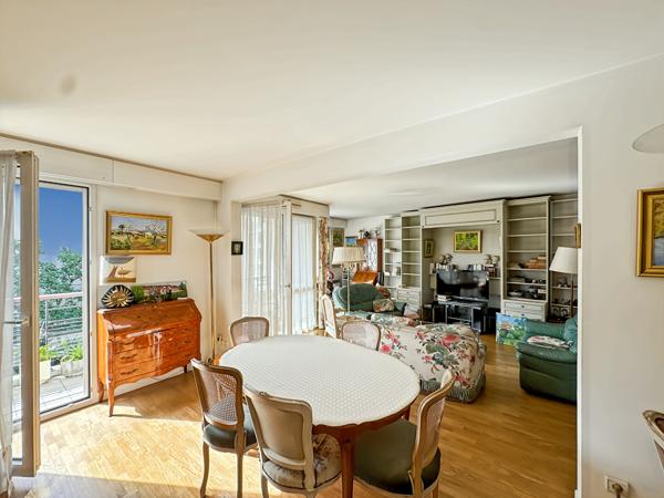 Appartement familial - 4 pièces 112 M² avec balcons PARIS 12