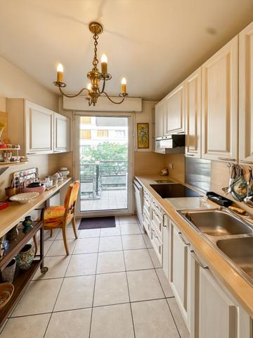 Appartement familial - 4 pièces 112 M² avec balcons PARIS 12