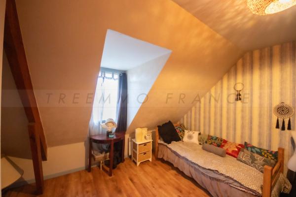 Maison 5 pièce(s) 4 chambre(s) 150 m²