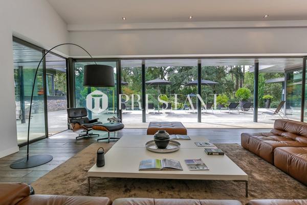 BLUE GREEN – Villa contemporaine à louer avec piscine à débordement, sur le golf et proche des plages – 12 personnes, SEIGNOSSE