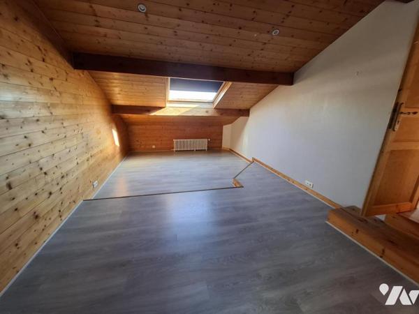 Apt T4 en DUPLEX - à ROYAN - à 400m de la plage du Chay - avec balcon/cave/jardinet