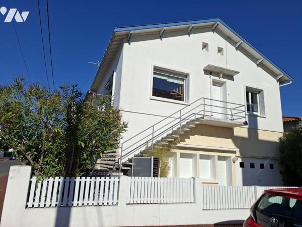 Apt T4 en DUPLEX - à ROYAN - à 400m de la plage du Chay - avec balcon/cave/jardinet