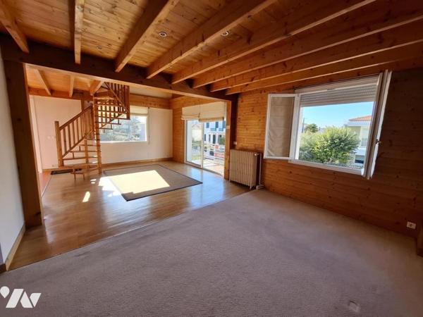 Apt T4 en DUPLEX - à ROYAN - à 400m de la plage du Chay - avec balcon/cave/jardinet