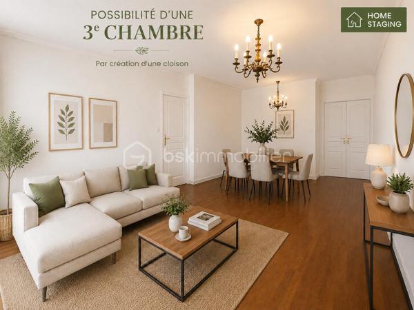 Situé au troisième étage d’une résidence sécurisée avec ascenseur, ce 4 pièces offre de beaux volumes et une distribution agréable.
L’entrée avec placard dessert les différents espaces.
🛋️ Le séjour permet d'aménager naturellement un espace salon et un espace salle à manger. Sa configuration offre également la possibilité de créer une pièce supplémentaire par la réalisation d’une cloison, afin d’adapter les volumes selon vos besoins.
🛏️ Deux chambres complètent l’ensemble, avec une cuisine, une salle d’eau, des WC indépendants et de nombreux espaces de rangement.
🚗 Un grand box fermé d'environ 26 m² en sous-sol ainsi qu’une cave viennent compléter les prestations.
📋 Un plan est également disponible dans l’annonce afin de visualiser facilement la distribution et les volumes de chaque espace.
📸 À propos des photographies
Le logement est actuellement vide. Certaines photographies ont été aménagées avec du mobilier afin de faciliter la projection et de mettre en valeur les différents espaces.
Un visuel identifié « Home Staging » présente une proposition d’aménagement avec la création d’une troisième chambre par cloisonnement. Cette configuration est proposée à titre illustratif et ne correspond pas à l’état actuel.