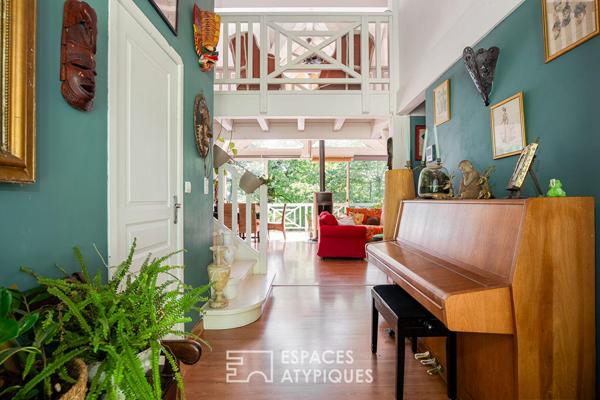 Villa d’architecte avec parc, vue panoramique et piscine