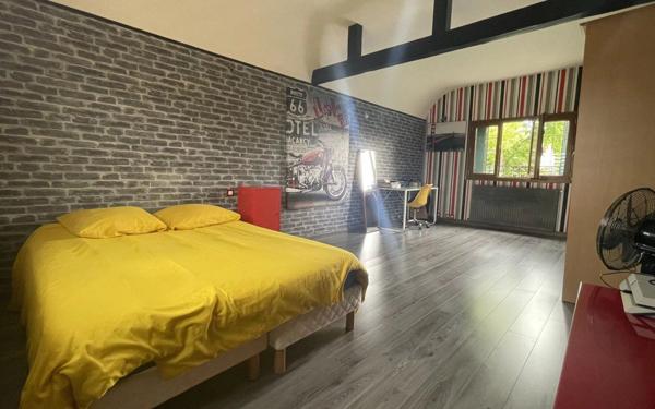 Maison à vendre    5 pièces • 212 m2 Domont