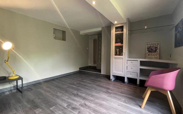 Maison à vendre    5 pièces • 212 m2 Domont