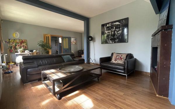 Maison à vendre    5 pièces • 212 m2 Domont