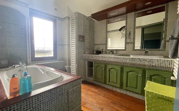 Maison à vendre    5 pièces • 212 m2 Domont