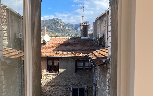 Appartement à vendre    2 pièces • 42 m2 Vence