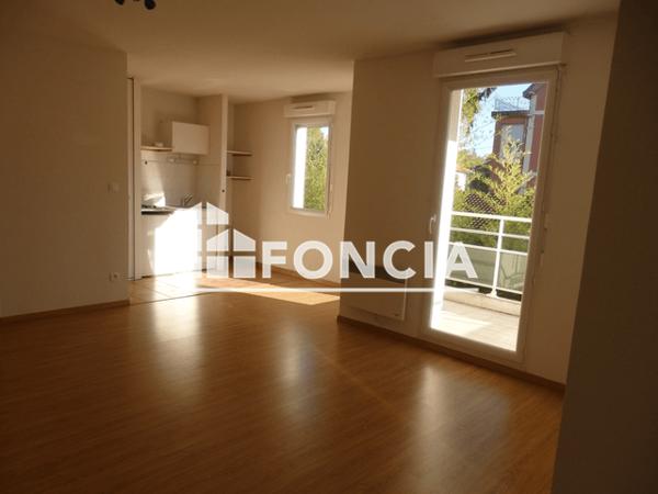 Location Appartement 2 pièces 39.77 m² - 8 AVENUE DE BUROS Pau 64000