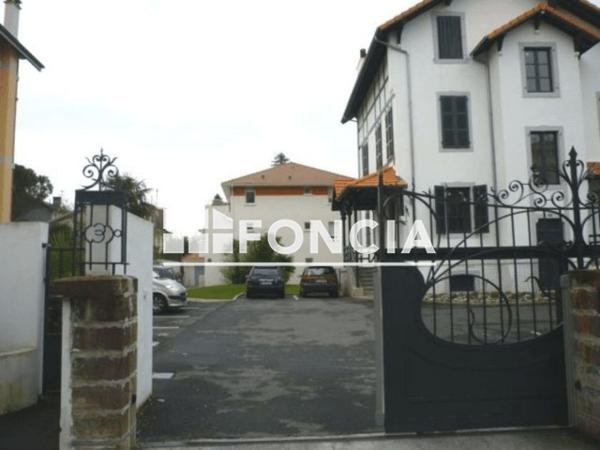 Location Appartement 2 pièces 39.77 m² - 8 AVENUE DE BUROS Pau 64000