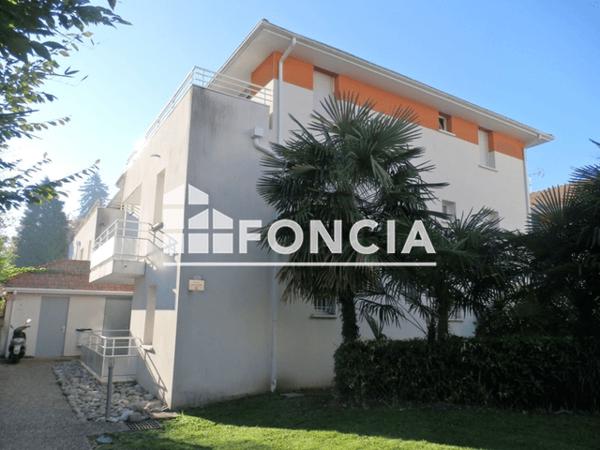 Location Appartement 2 pièces 39.77 m² - 8 AVENUE DE BUROS Pau 64000